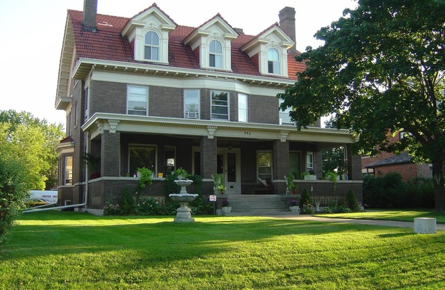 9 Bedroom Historic Summit Mansion With Pool And Hot Tub