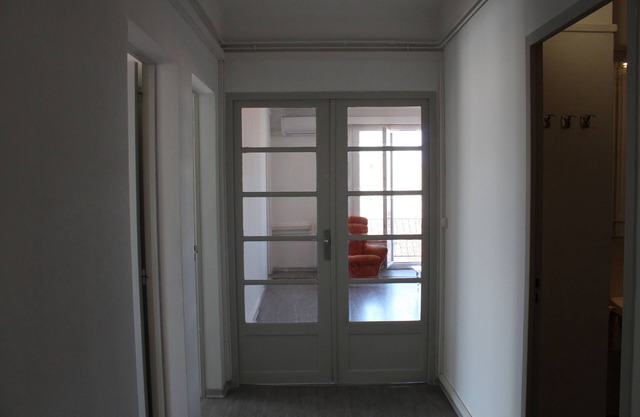 90 yrd² Lightfull Downtown Flat with Terrific View On Roman Monuments