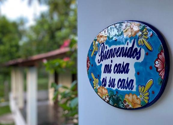 A Casa de Ponta-Simplicidade e Requinte -Estrutura Completa a 150m da praia
