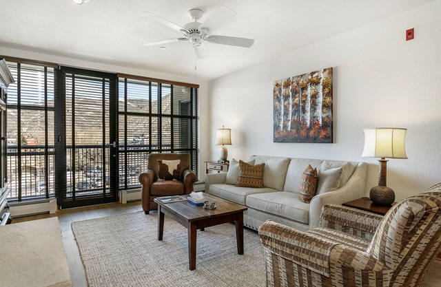 A Gem in the Heart of the Valley, Fitness Room, Sauna, Underground Parking