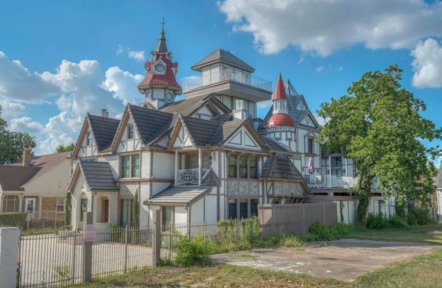 A luxury guest house with heated swimming pool