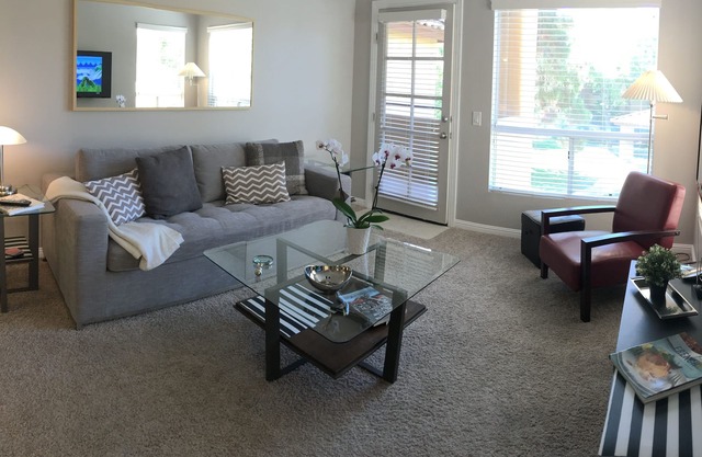 A Perfect Retreat at Lakeshore by Anderson Springs