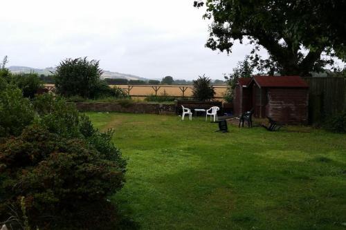A quiet self-contained flat close to Exeter.