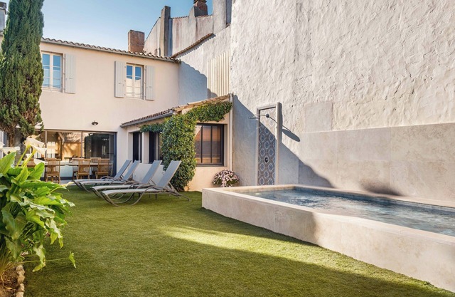 A true haven of peace, with a private heated swimming pool,