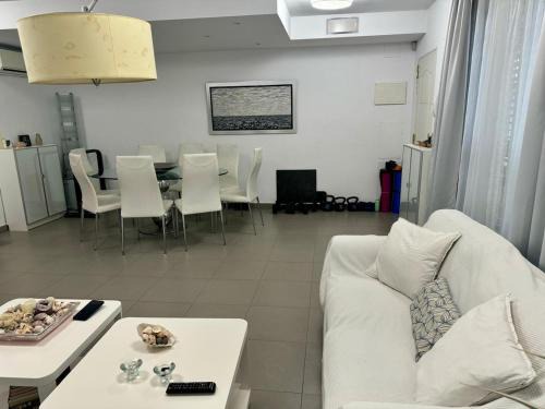 A villa 50 meters from the beach