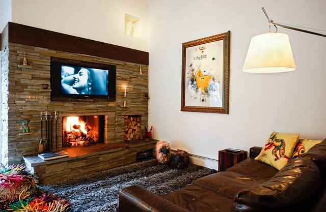 A1-Location: Stylish 5*Loft adjacent to Gondola and Ski-school