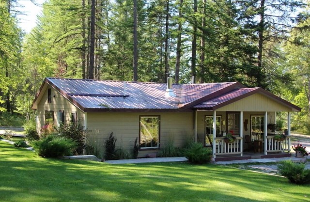 Abbott Valley Homestead - 10 Minutes to Glacier Park