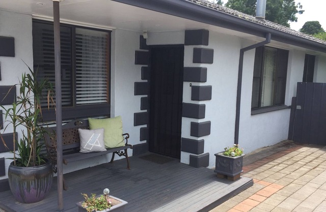 Abode33 Home away from home wifi & pet friendly 33 Stanbridge street Daylesford