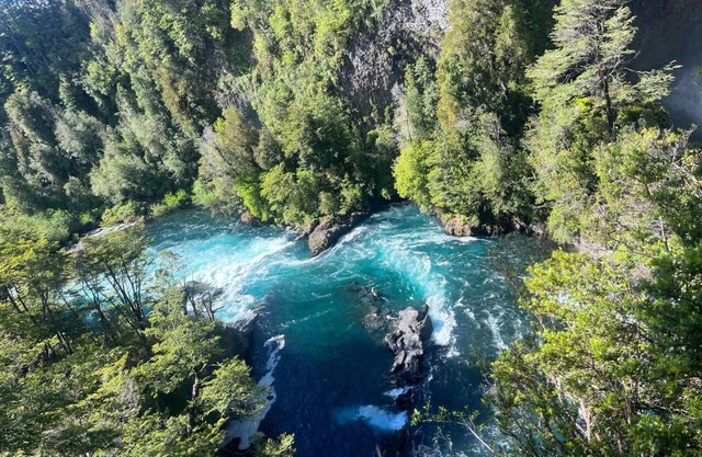 Acogedora Cabaña Ubicada en el sur de Chile, en Medio de la Reserva Huilo Huilo