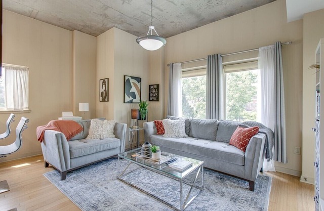 Across from Vanderbilt - Furnished 1BR - Balcony, Parking, Laundry, WiFi, Pet Friendly - 6 mth min