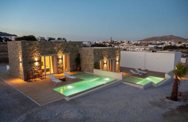 Adyton Luxury Suites, PrivatePool Oasis in Mykonos