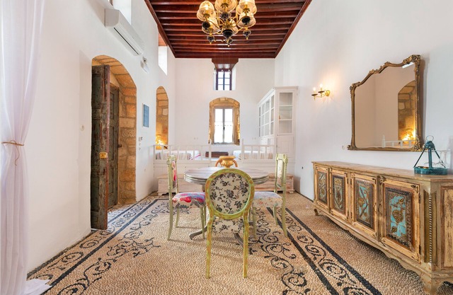 AELIA Mini Villa