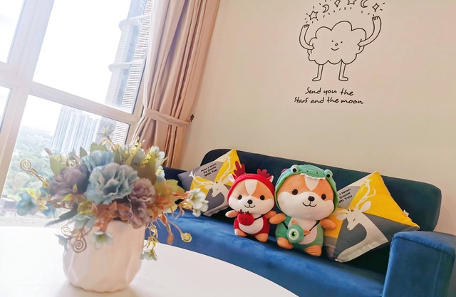 Afiniti Residency 5 mins walk to Legoland-Kids friendly with bathtub 1-pax max.