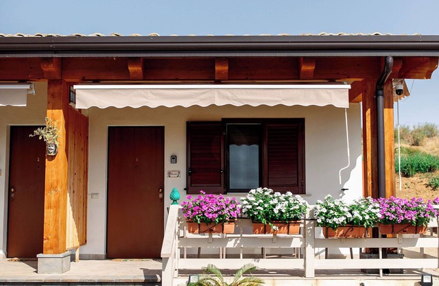 Agritourism. Accommodation x 4 + 1 persons with outdoor kitchen. Garden view.
