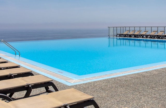Air-Conditioned Studio With Sea View Furnished Terrace, a Pool & Parking
