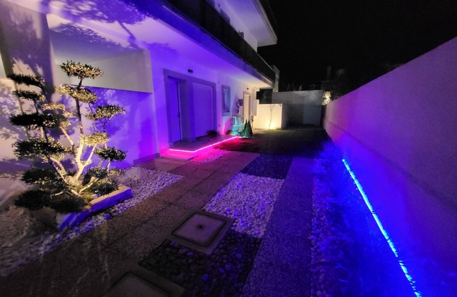 AIRPORT NOA MODERM HOME