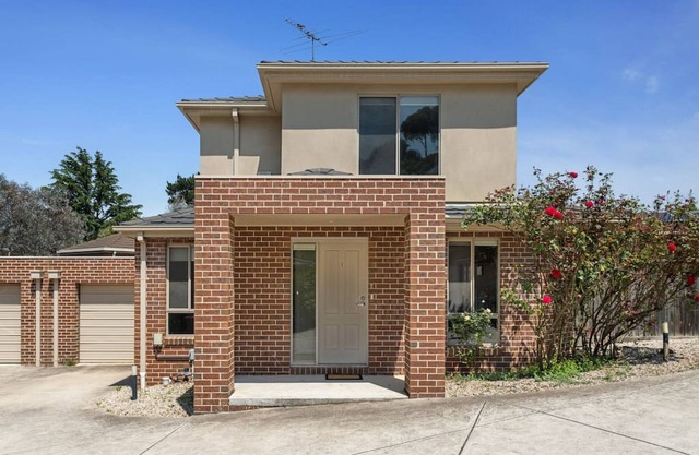 Airport West Stunner by Ready Set Stay- Close to Melb Airport & Pet Friendly