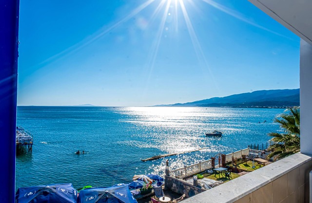 Akçay Pier Hotel & Beach
