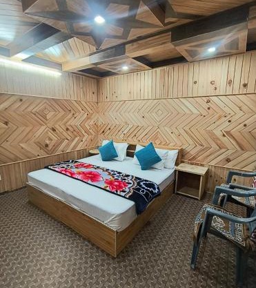 AKA Homestay Chitkul By Soma Stays