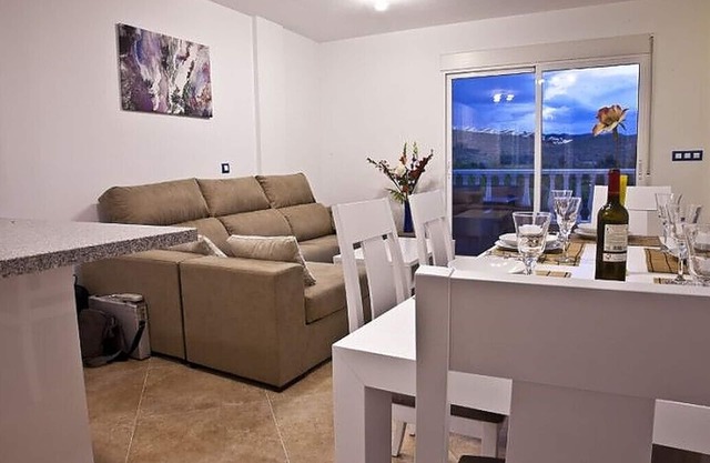 AL02 3 bed Duplex El Alamillo, Sea Views, Walking distance to beach & amenities