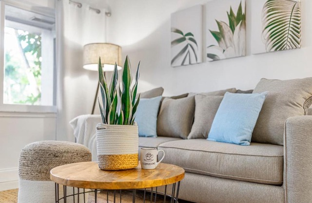 Alani Bay Premium Condos