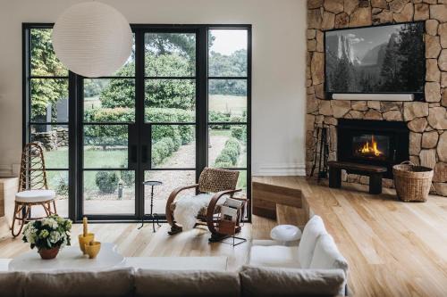 Alba House