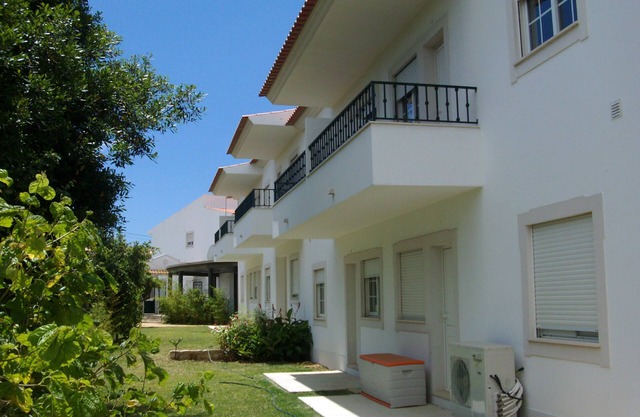 Albufeira 2 bedroom apartment 5 min from Falesia beach and close to center! B