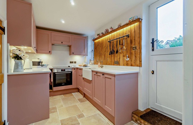 Alde End Cottage - One Bedroom House, Sleeps 2