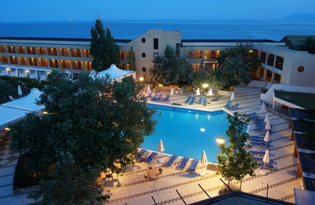 Alexander Beach hotel & Spa