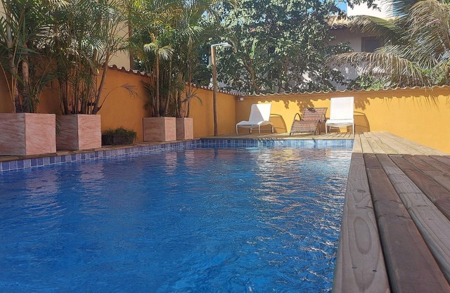 Algodão – Cosy Flat, Pool, 50m from the Beach, Private Barbecue, AC, Wi-Fi, Netflix, Garage