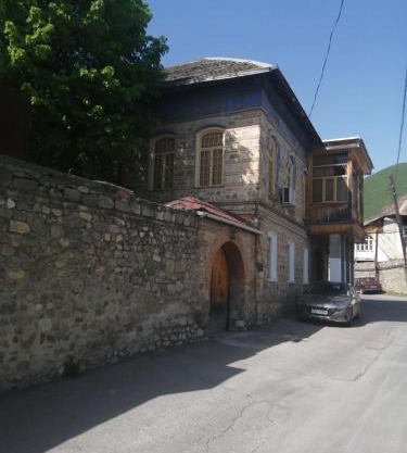 Ali Ancient House 555
