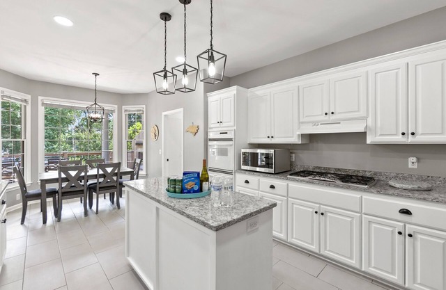 All Decked Out by SoCharm | Built in hot tub w/expansive outdoor living