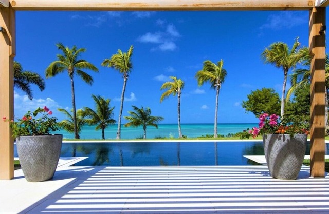 Allamanda - Beach Front - 4 Bedrooms
