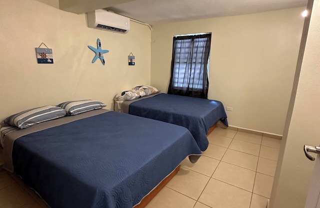 Almendro Guest House @ La Parguera - Cayo EL Palo 3 mins from the boat ramp