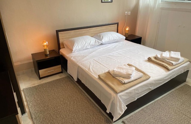 Almond Apartment