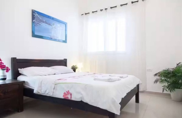 Alona’s Apartments Bat Galim