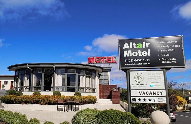 Altair Motel