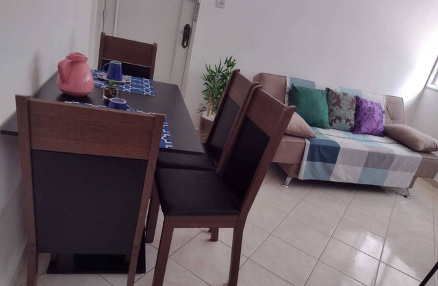 Alugo Apartamento 1 Quarto, Sala e Cozinha em Guarapari