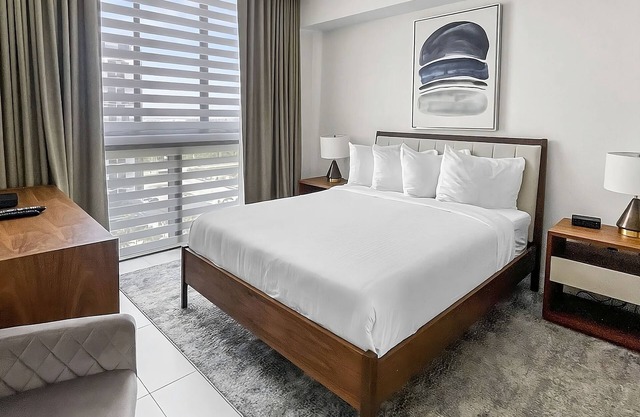 Always a Great Idea To Unwind! Onsite Parking, Swimming Pool, Pets Allowed