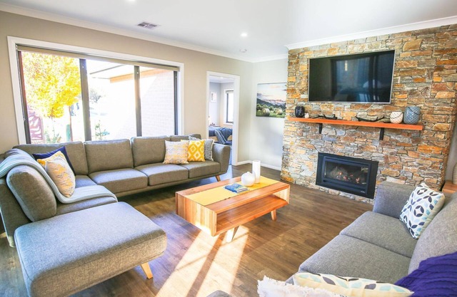 AMAROO: Bright Township