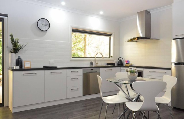 Amaroo Retreat Halls Gap, Free unlimited WIFI.