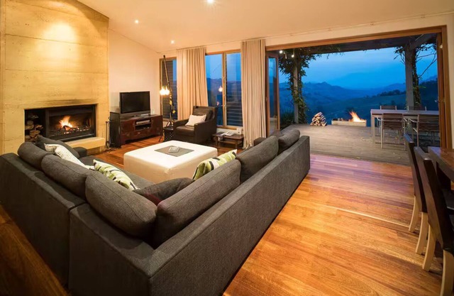 Amazing 3 bedroom house on 5 acres