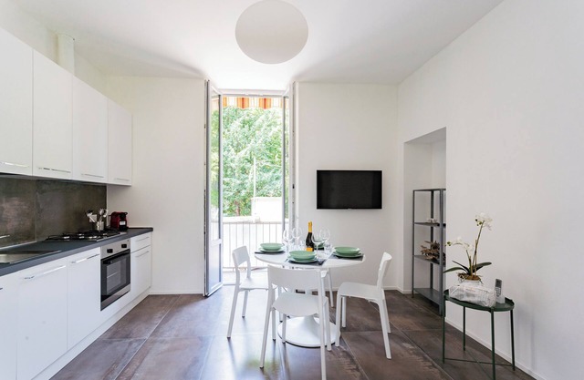 Amazing Cernobbio - One Bedroom Apartment, Sleeps 4
