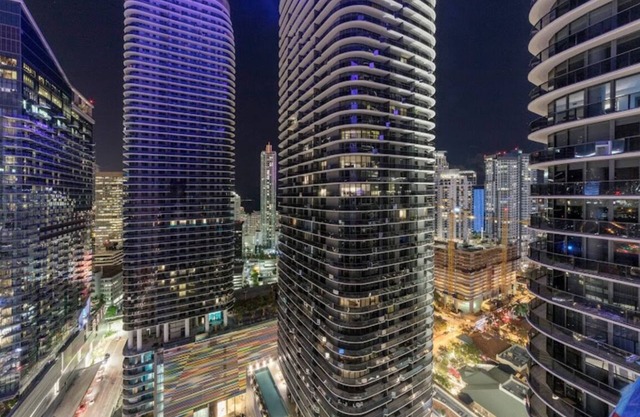Amazing City & Water View