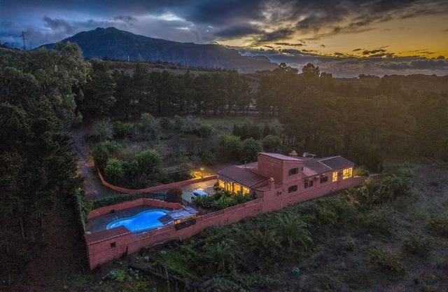 Amazing Cottage "EL Poleo D&R"