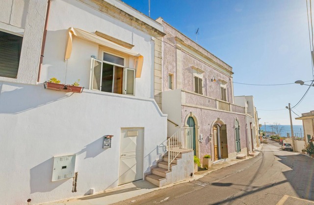 Amazing home in Castro with WiFi