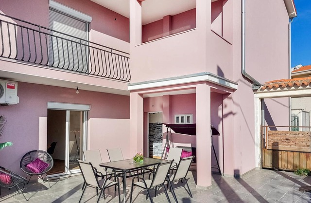 Amazing home in Labin with kitchen