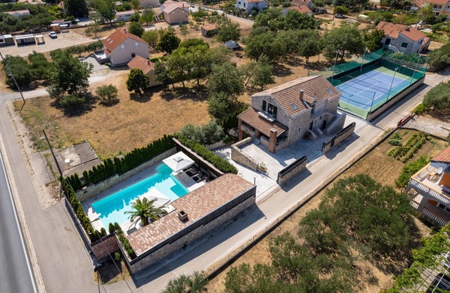 Amazing home in Zadar with sauna
