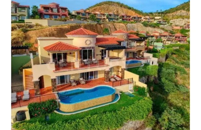 Amazing Montecristo Villa in Quivira