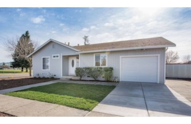 Amazing Santa Rosa Wine Escape Home